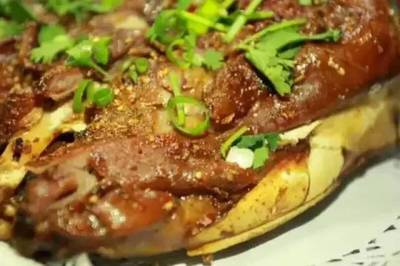 寻味包头 二十年老店，从午间羊杂到午夜烤全羊的舌尖盛宴